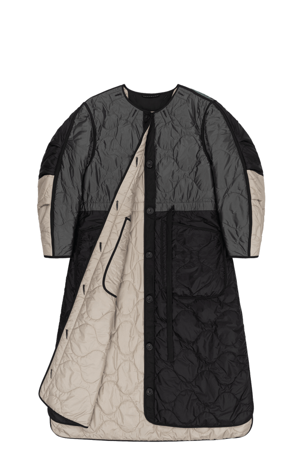 Signature Patchwork Long Quilt - Anthracite & Mineral Green / Dove Grey - Layer 1