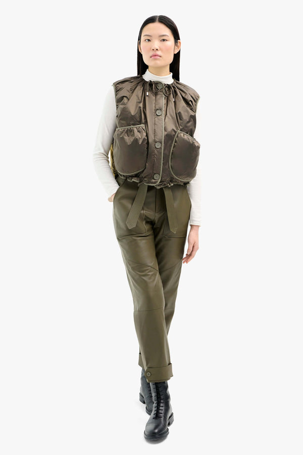 Reverse Model Image
