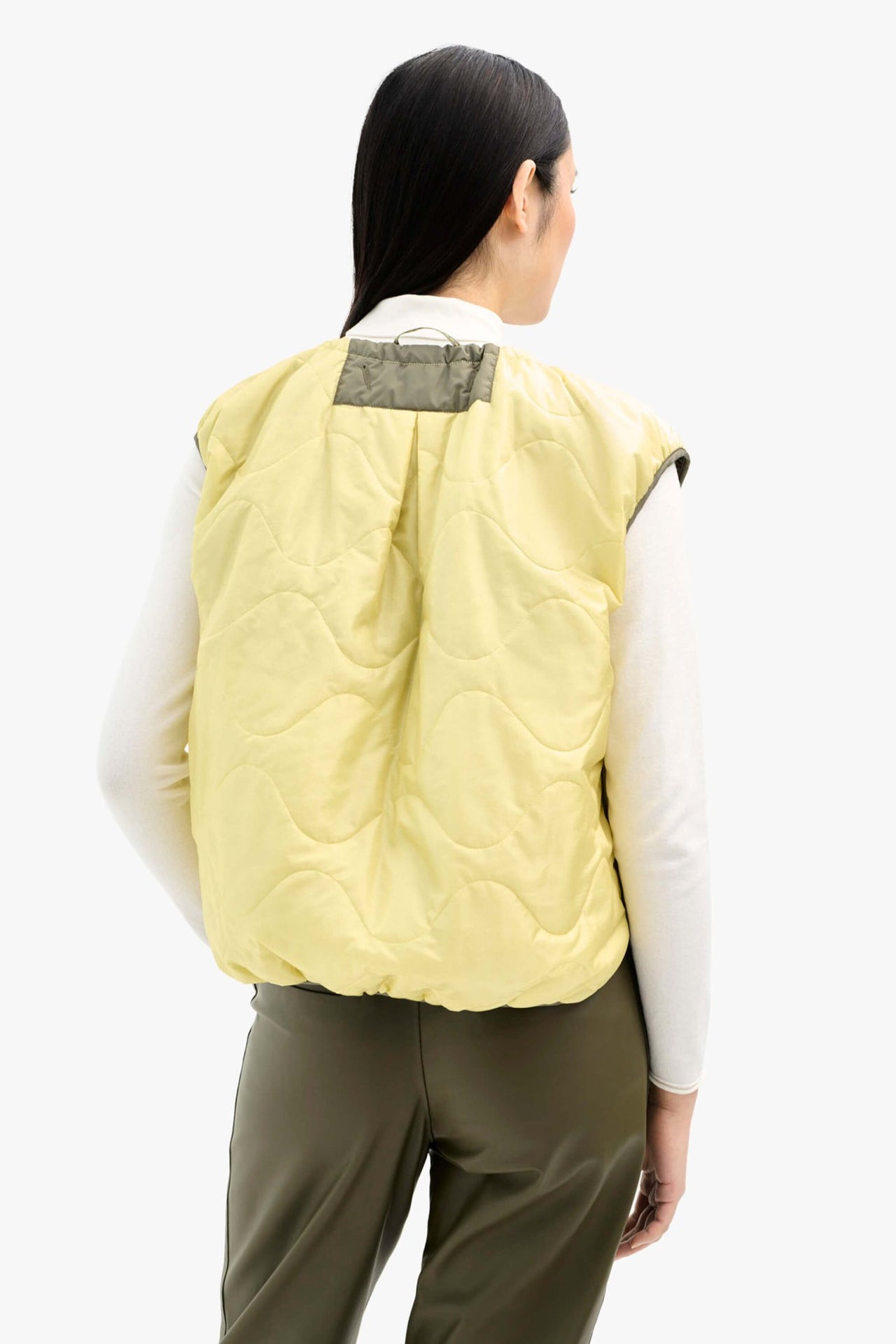 Parachute Quilted Vest - Pale Yellow / Peat