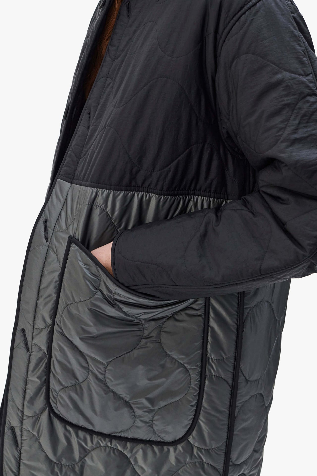 Signature Colourblock Quilt - Black / Dark Olive