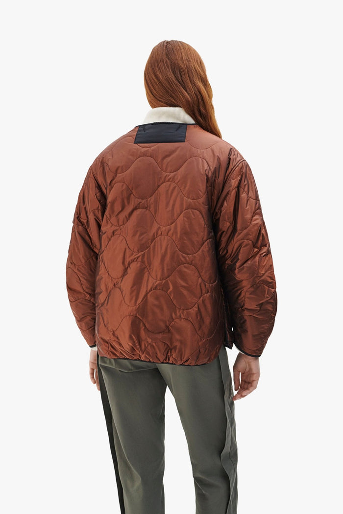Signature Cropped Quilt - Dark Umber / Amber