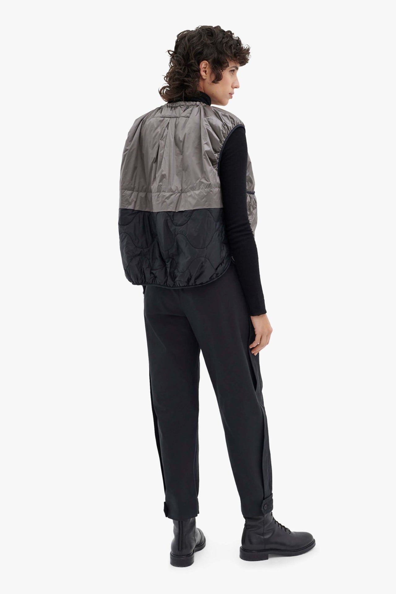 Parachute Quilted Vest - Dark Olive / Granite