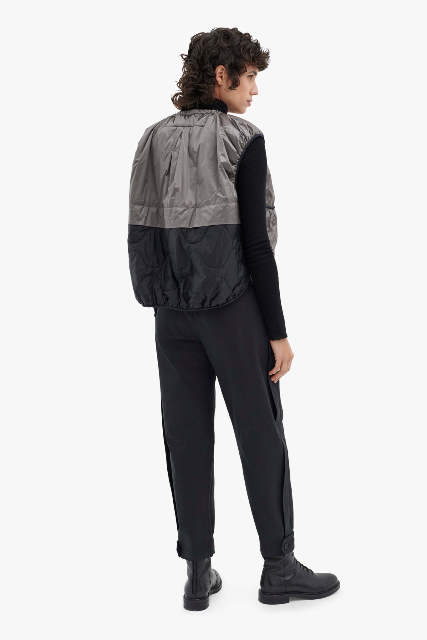 Parachute Quilted Vest - Dark Olive / Granite