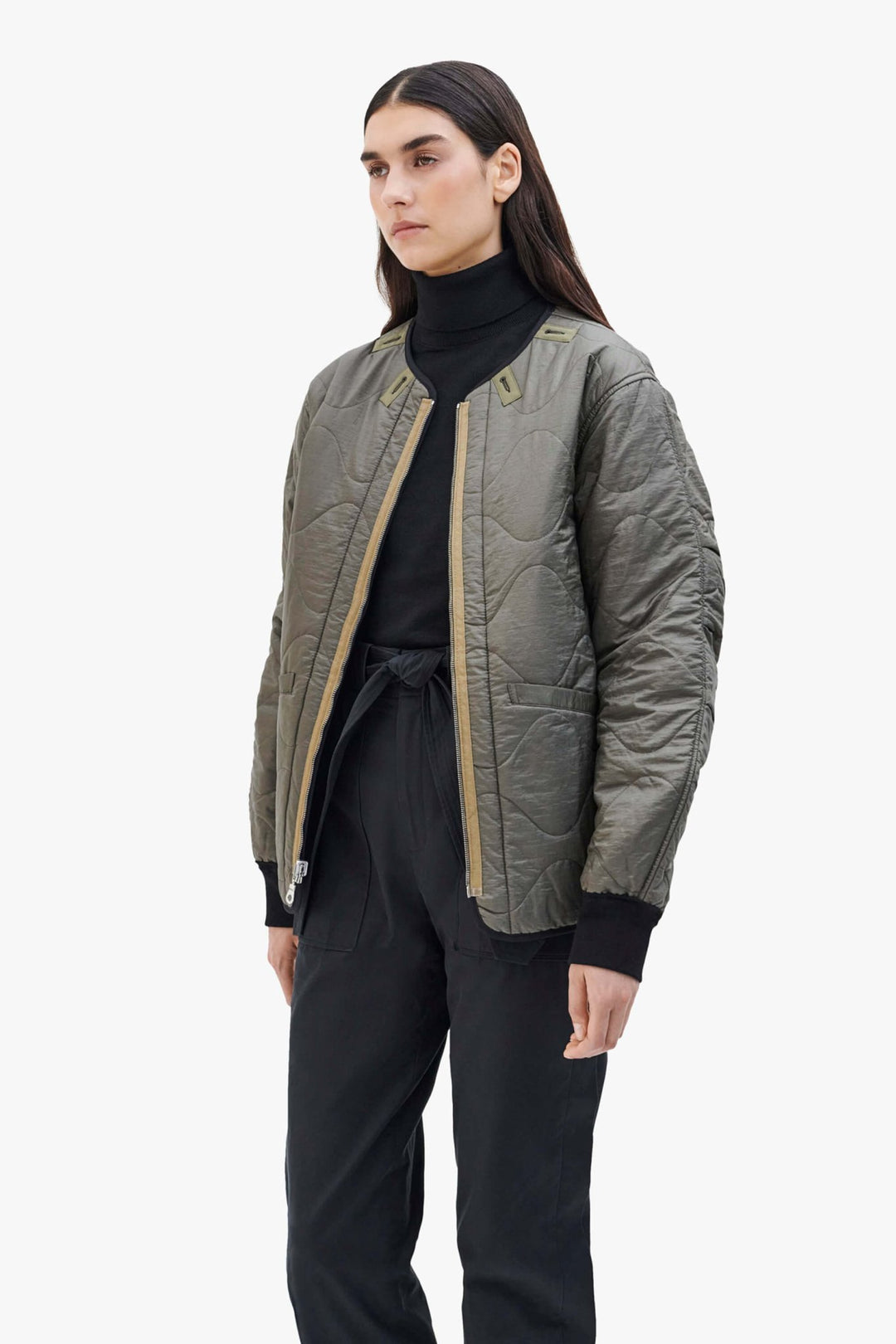 Shareable Quilt Jacket - Black / Dark Olive