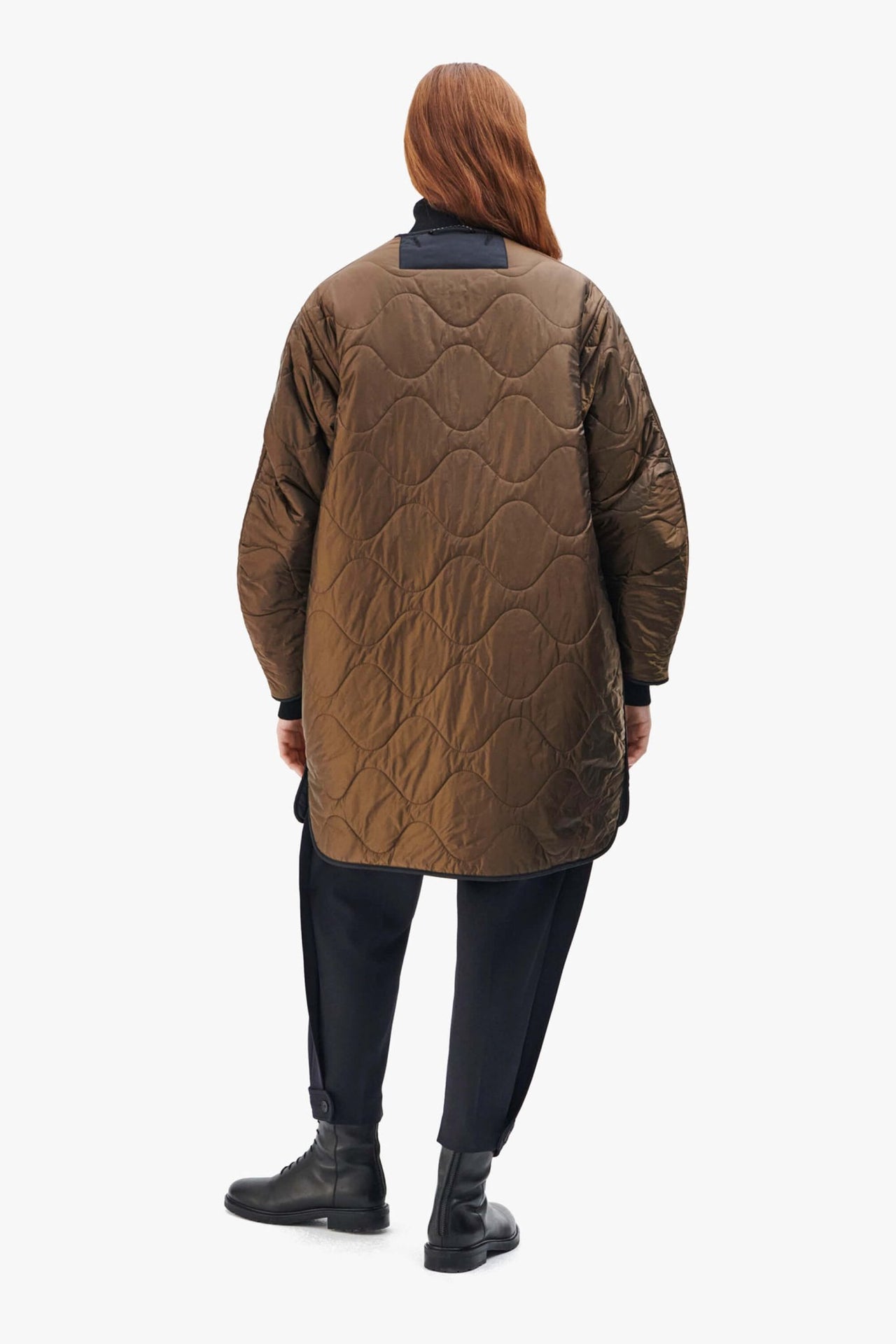 Signature Quilt - Black / Bronze