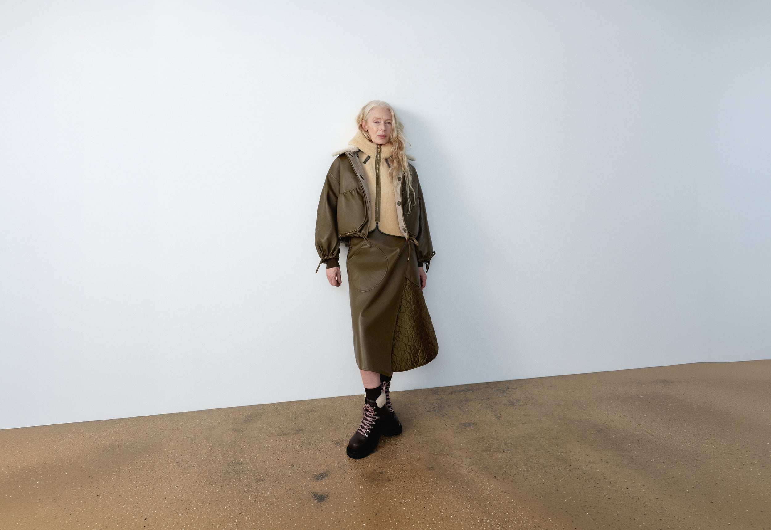 bonded leather / quilted nylon